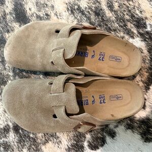 Women’s Birkenstocks Boston Soft Footbed - Taupe